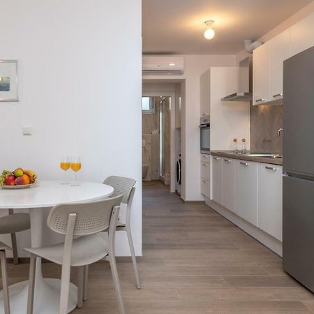 Apartments Flora Trogir Extérieur photo