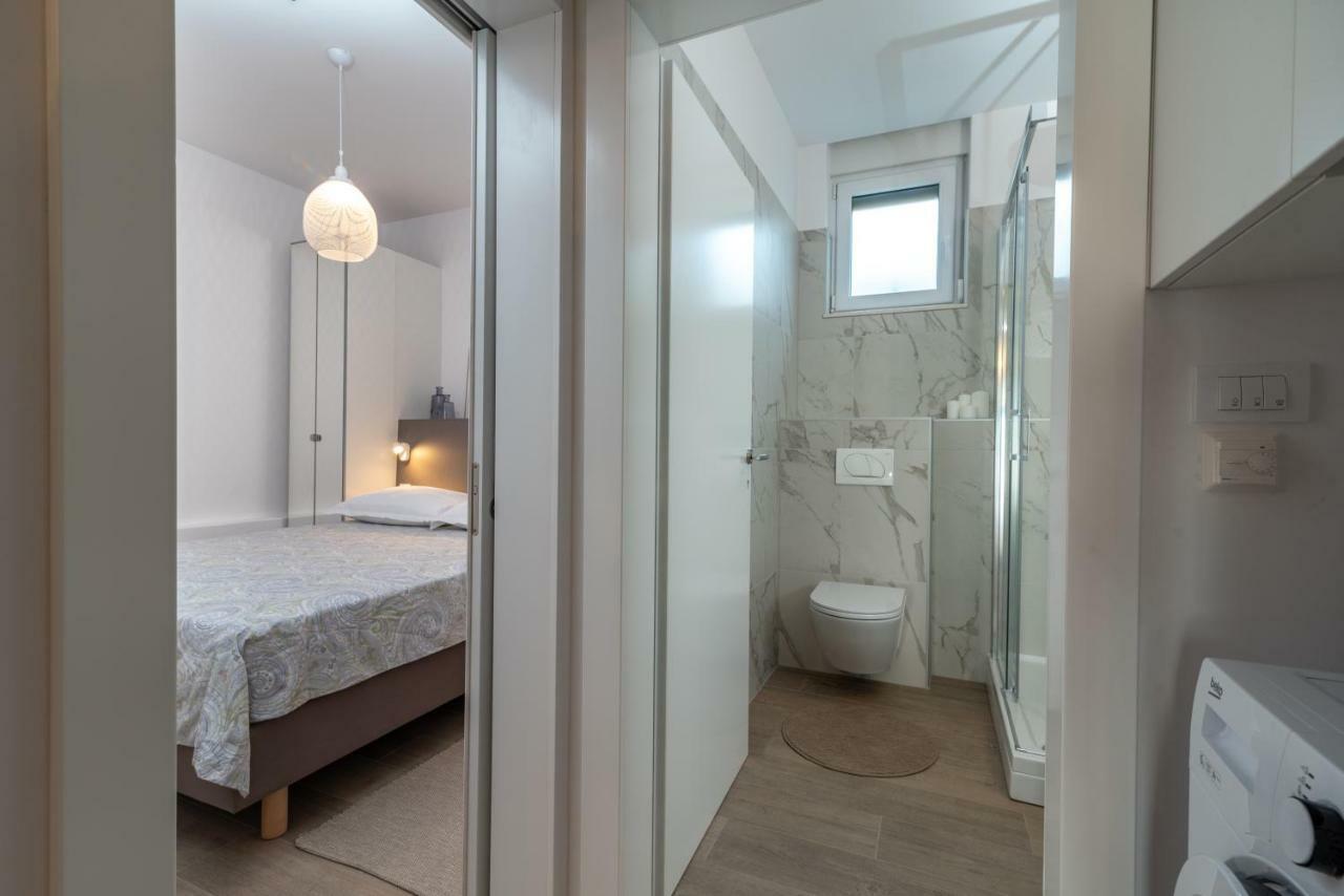 Apartments Flora Trogir Extérieur photo
