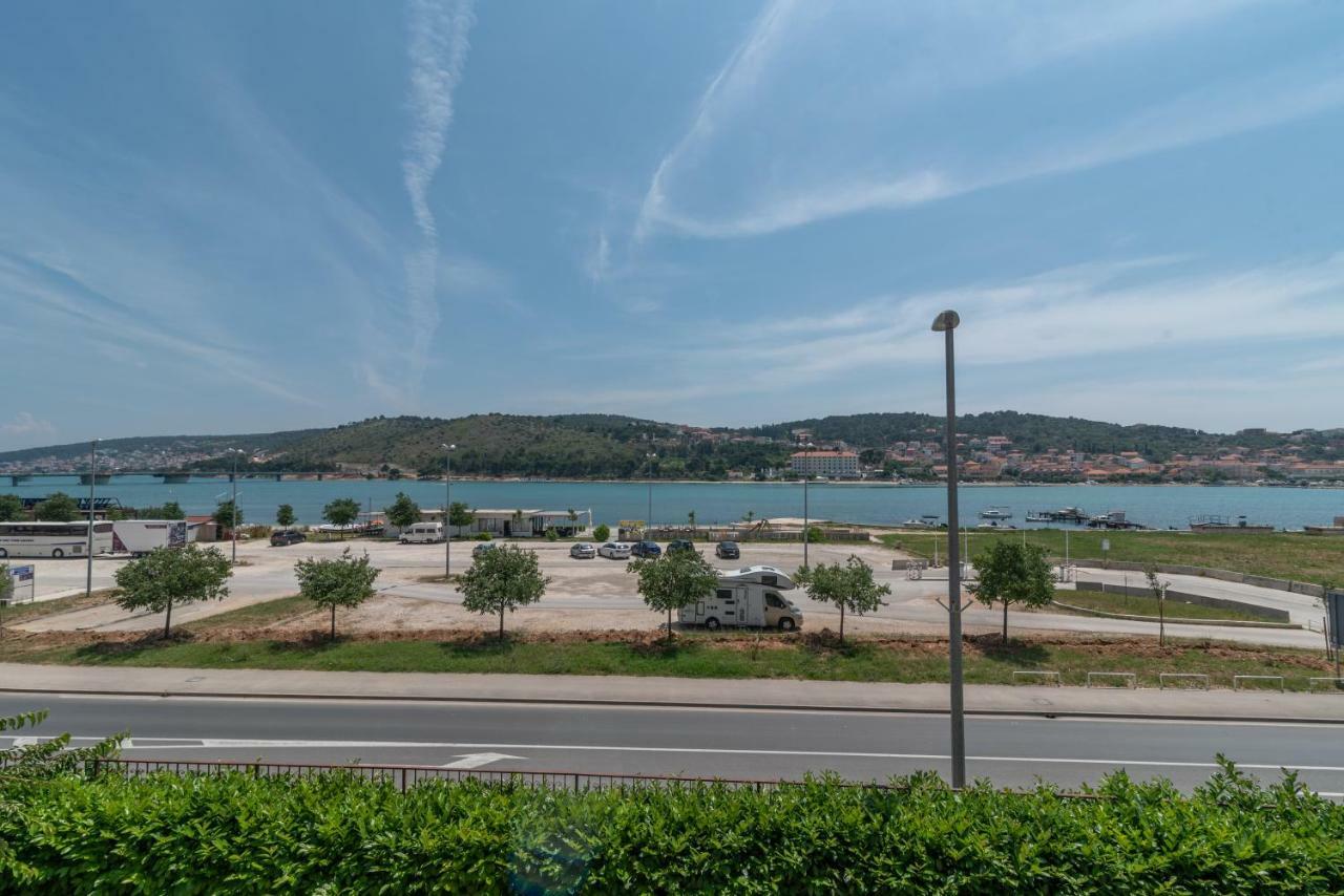 Apartments Flora Trogir Extérieur photo