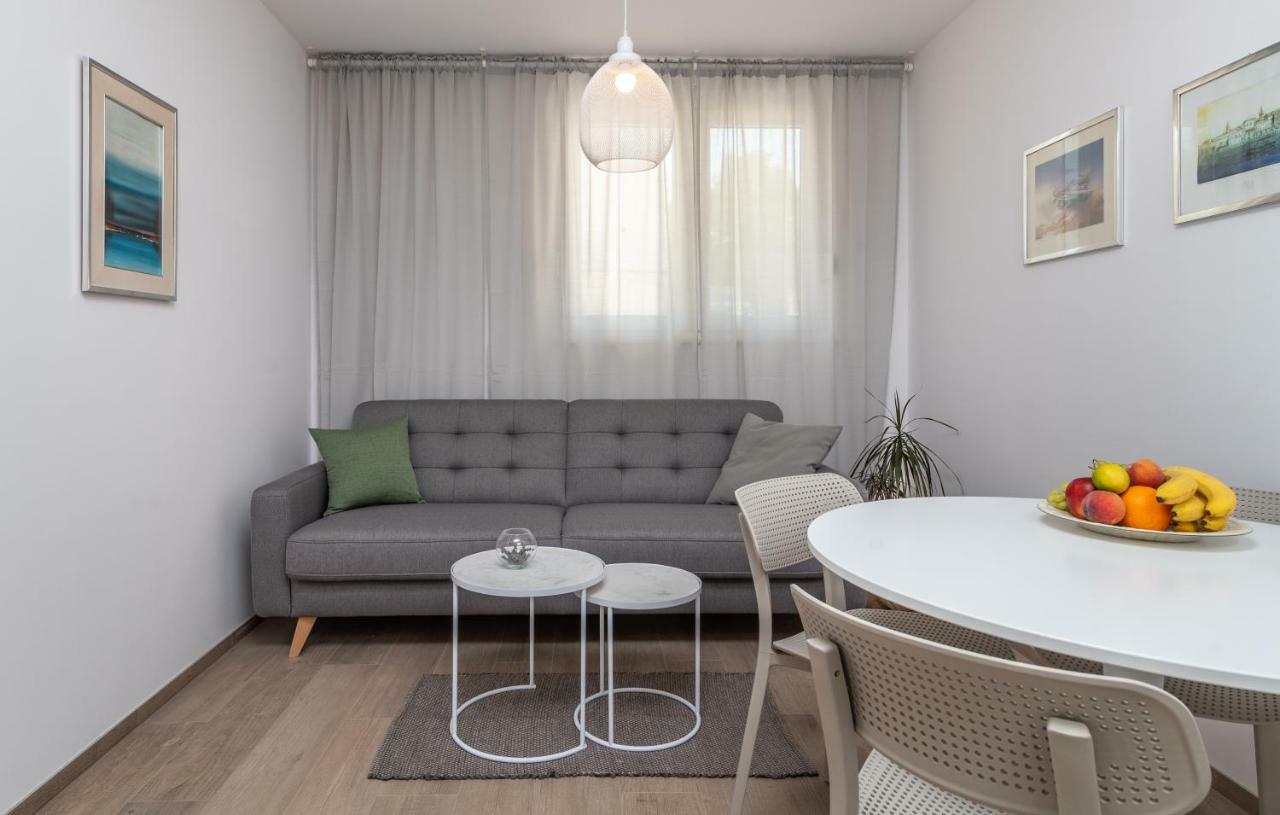 Apartments Flora Trogir Extérieur photo