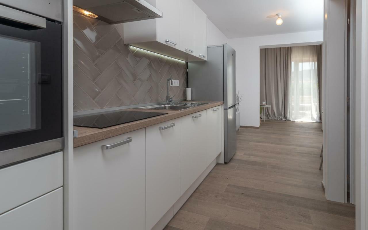 Apartments Flora Trogir Extérieur photo