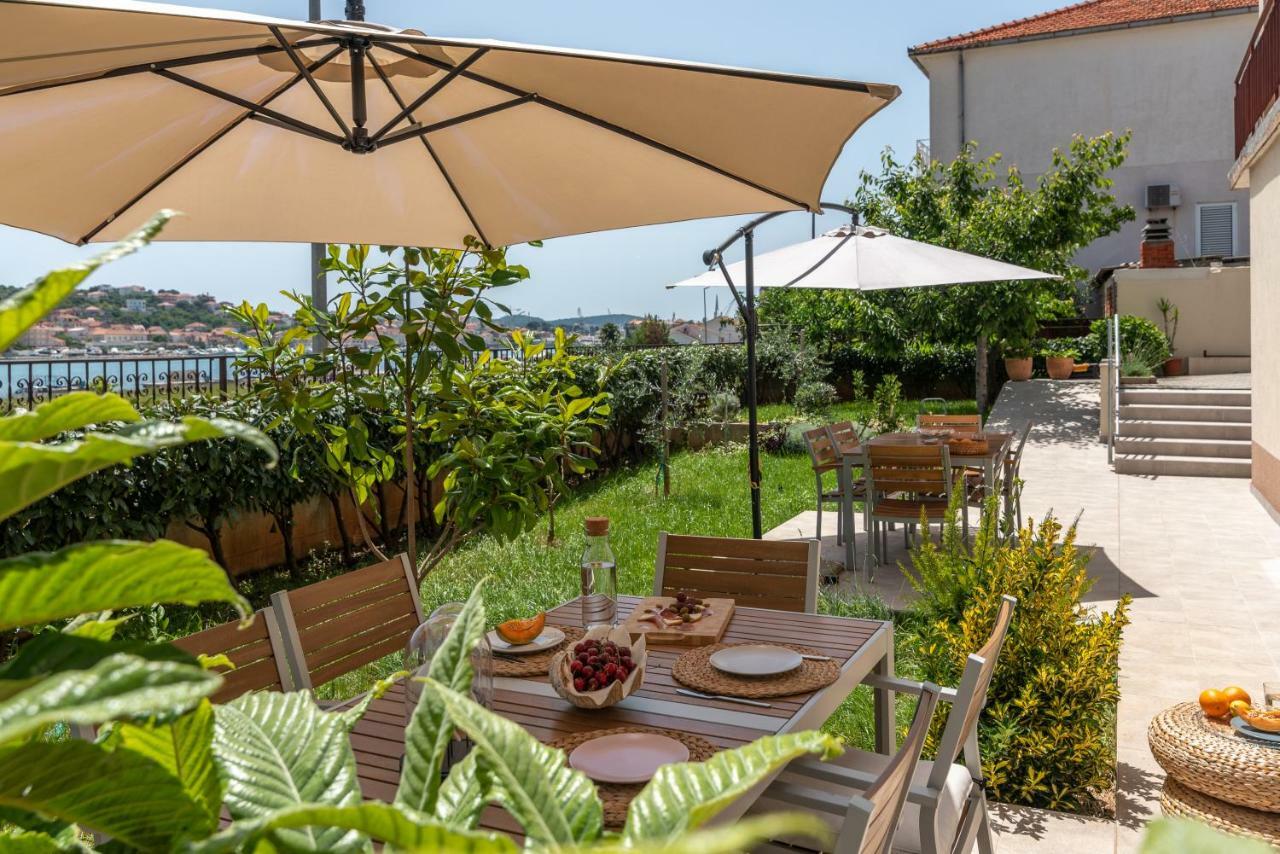 Apartments Flora Trogir Extérieur photo